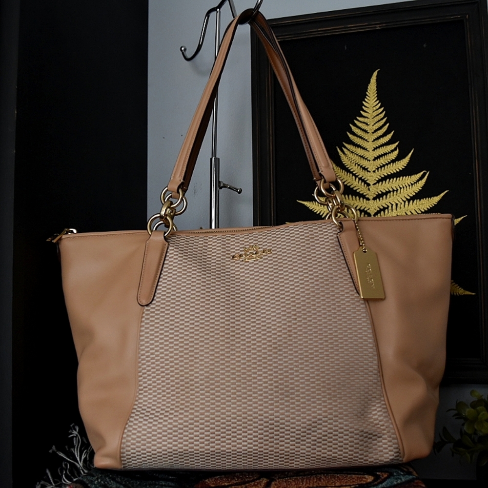 COACH Ava Legacy Jacquard in Pink / Beige Fullsize Tote Leather Gold